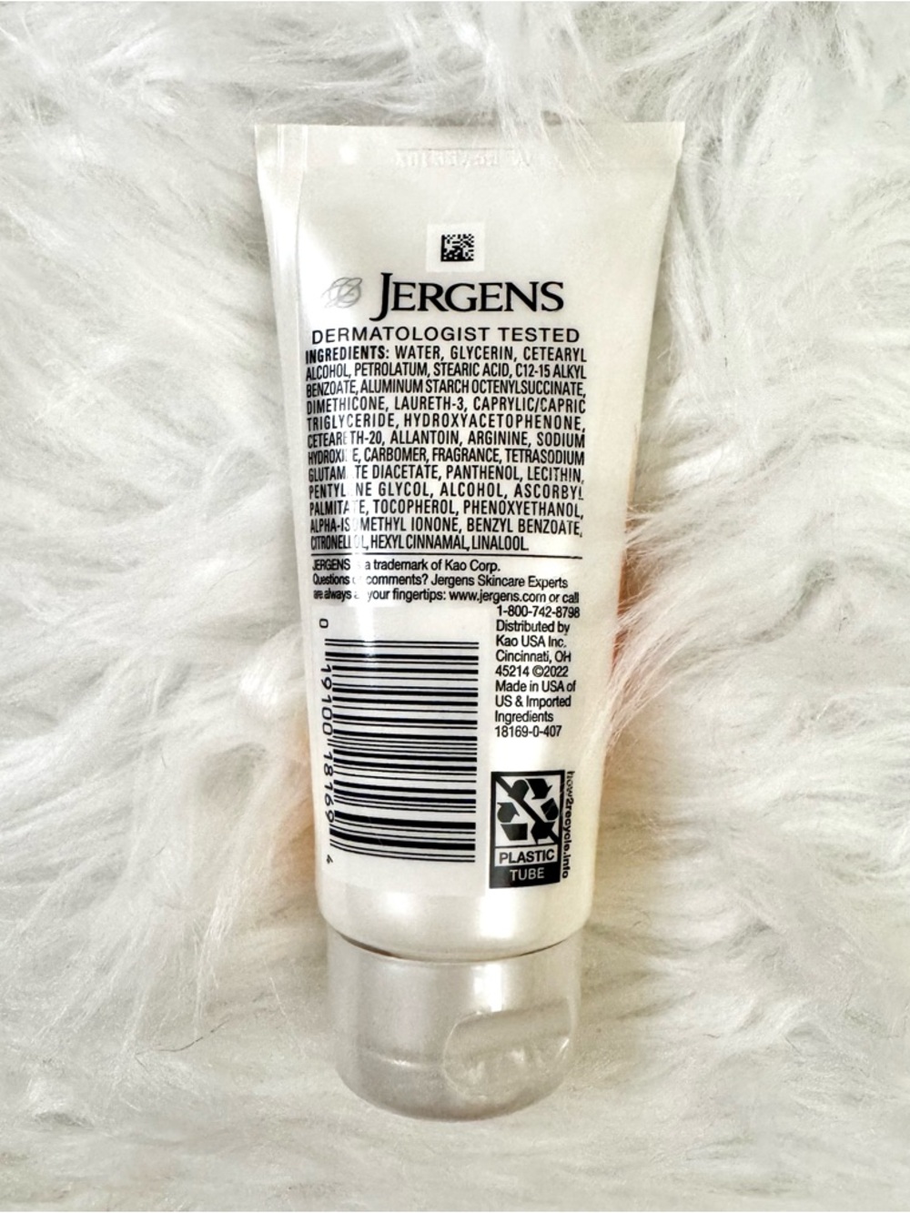 Paris Lounge Travel Bundle | H&M Sweatshirt Small+Self Care & Travel Essentials - Picture 11 of 16
